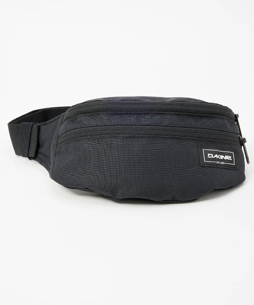 DAKINE（ダカイン）の「DAKINE メンズ CLASSIC HIP PACK【2025年春夏モデル】/ダカインロゴワンポイントボディバッグ・ウエストポーチ（ボディバッグ/ウエストポーチ・メンズ・ブラック・FREE）」の3枚目の写真