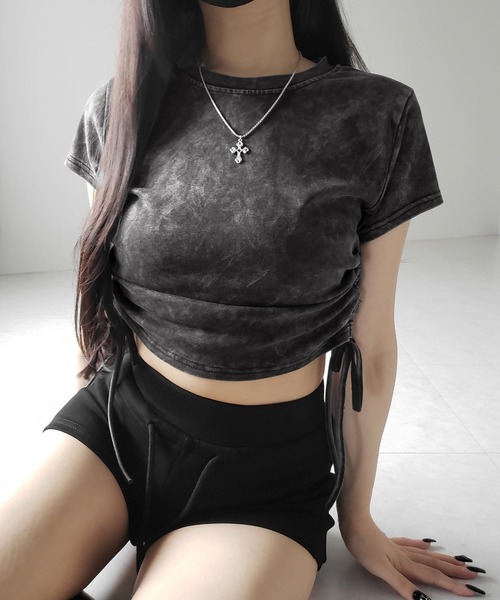 me+em select(ミームセレクト)の「【 2color 】サイドシャーリングリボンヴィンテージショートTシャツ / side shirring ribbon vintage short T-shirt(Tシャツ/カットソー・レディース・グレー/ブラック・FREE)」の1枚目の写真