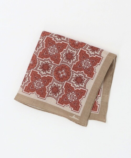 UNITED ARROWS(ユナイテッドアローズ)の「<molteni> エスニック プリント ポケットチーフ(バンダナ/スカーフ・メンズ・ベージュ/グレー/イエロー・FREE)」の2枚目の写真