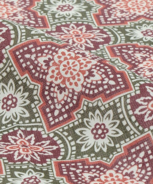 UNITED ARROWS(ユナイテッドアローズ)の「<molteni> エスニック プリント ポケットチーフ(バンダナ/スカーフ・メンズ・ベージュ/グレー/イエロー・FREE)」の10枚目の写真