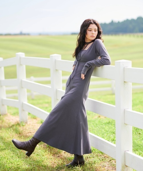 NOTREemor（ノートルエモア）の「ribbon neck bra top x knit dress（ワンピース・レディース・グレイッシュブルー・FREE）」の4枚目の写真