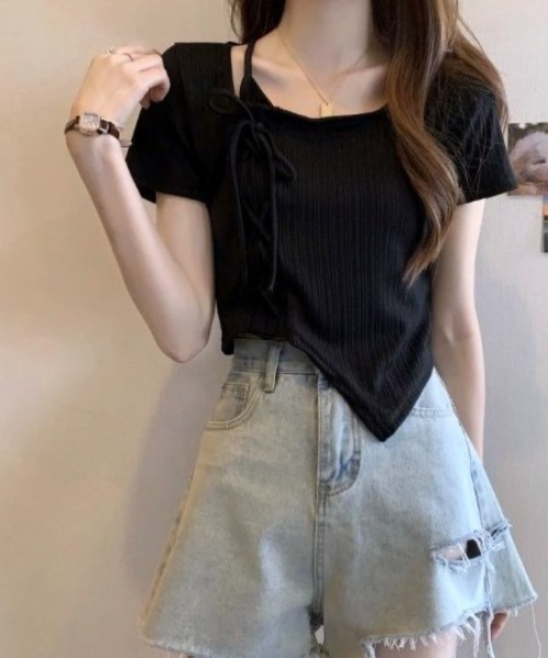 COMON＋（コモンプラス）の「サイド編み上げ リボンタイプ 半袖Tシャツ カットソー（シャツ/ブラウス・レディース・ブラック/ブラウン・M/L）」の3枚目の写真