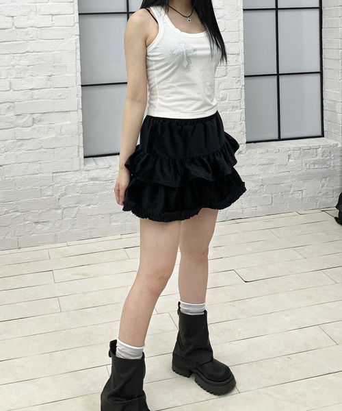 lilful(リルフル)の「ショート丈 クロスモチーフラインストーン タンクトップ(タンクトップ・レディース・ホワイト/ブラック・M/S/L)」の6枚目の写真