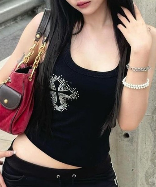 lilful(リルフル)の「ショート丈 クロスモチーフラインストーン タンクトップ(タンクトップ・レディース・ホワイト/ブラック・M/S/L)」の13枚目の写真