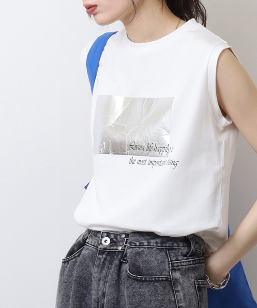 A.N.L（エーエヌエル　レーベル）の「A.N.L 箔プリントタンクトップ ノースリーブトップス（Tシャツ/カットソー・レディース・オフホワイト/モカ/ブラック・38）」の4枚目の写真