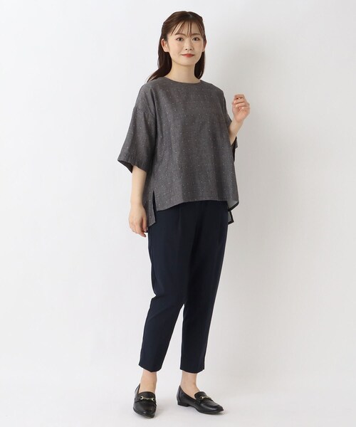 one'sterrace(ワンズテラス)の「コットンWガーゼ ドット柄5分袖ブラウス(シャツ/ブラウス・レディース・アイボリー系8/ブラック系8/ネイビー系5・02)」の17枚目の写真