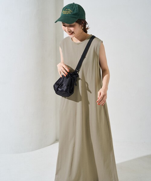 限定展開 ノースリーブ Aライン シルエット ワンピース
