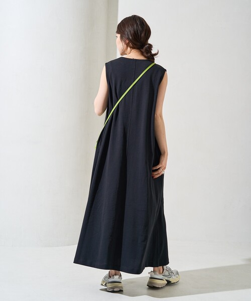限定展開 ノースリーブ Aライン シルエット ワンピース