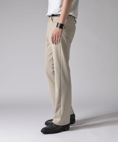 Lui's(ルイス)の「ドレスアップフレアパンツ(スラックス・メンズ・チャコールグレー/ブラック/ライトグレー・S/M)」の19枚目の写真