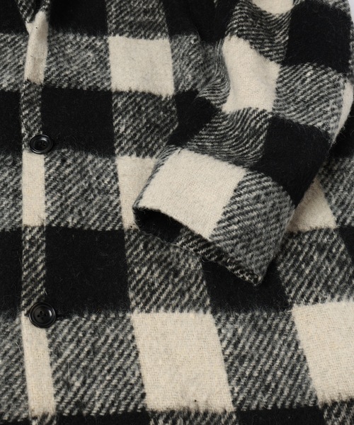 RYU(リュー)の「block plaid fringe coat(チェスターコート・メンズ・ホワイト×ブラック/ベージュ系・2/4/1)」の19枚目の写真