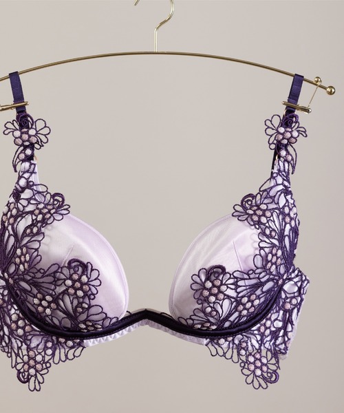 LINGERIEAM(ランジェリアム)の「ノーブルジュエルトリックリフト(D・Eカップ)(ブラジャー・レディース・パープル/ボルドー・D65/D70/D75/E65/E70/E75)」の17枚目の写真
