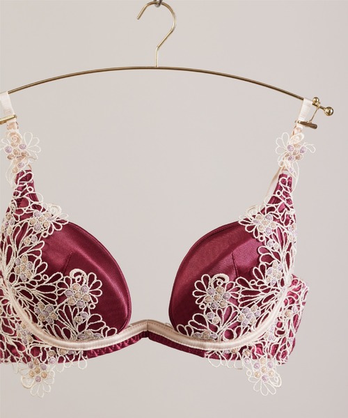 LINGERIEAM(ランジェリアム)の「ノーブルジュエルトリックリフト(D・Eカップ)(ブラジャー・レディース・パープル/ボルドー・D65/D70/D75/E65/E70/E75)」の16枚目の写真