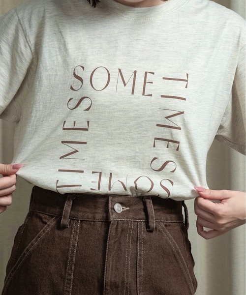 lawgy（ラウジー）の「square logo t shirt / スクエアロゴtシャツ（Tシャツ/カットソー・レディース・チャコール/ホワイト/オートミール・FREE）」の12枚目の写真