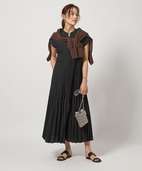 green label relaxing（グリーンレーベルリラクシング）の「［size SHORTあり］ワッシャー プリーツ ワンピース（ワンピース・レディース・ブラック/ライトブルー/モカ・FREE/SHORT）」の17枚目の写真