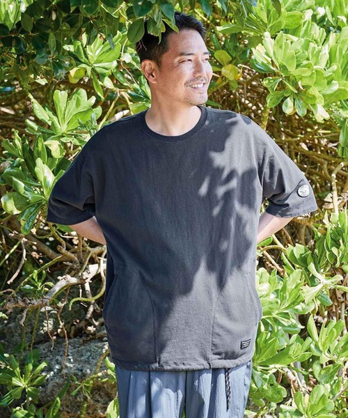Sunny clouds(サニークラウズ)の「サニークラウズ しっかりワッペンTシャツ(Tシャツ/カットソー・メンズ・ホワイト/ブラック・M/L)」の2枚目の写真