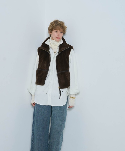 kha:ki(カーキ)の「「KHA:KI / カーキ」STAND COLLAR FUR VEST(ベスト・レディース・ブラウン/ベージュ・1/2)」の7枚目の写真