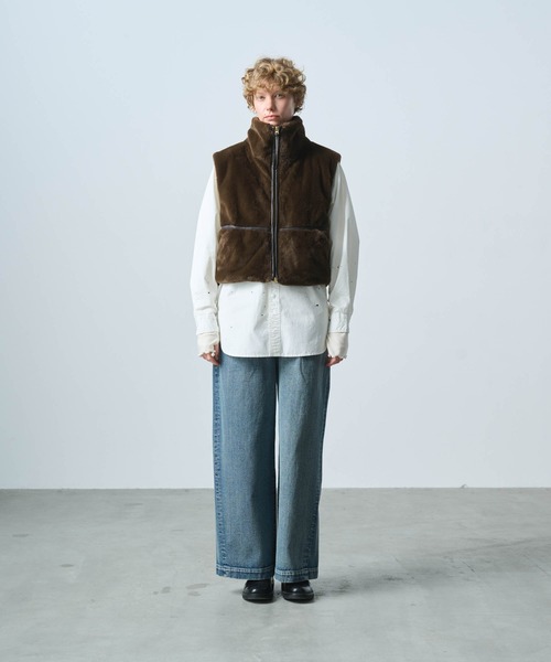 kha:ki(カーキ)の「「KHA:KI / カーキ」STAND COLLAR FUR VEST(ベスト・レディース・ブラウン/ベージュ・1/2)」の19枚目の写真