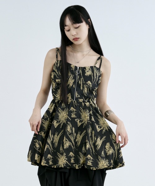Ezick(エジック)の「Jacquard balloon キャミチュニック(チュニック・レディース・オフホワイト/ブラック×シルバー/ブラック×ゴールド・FREE)」の7枚目の写真
