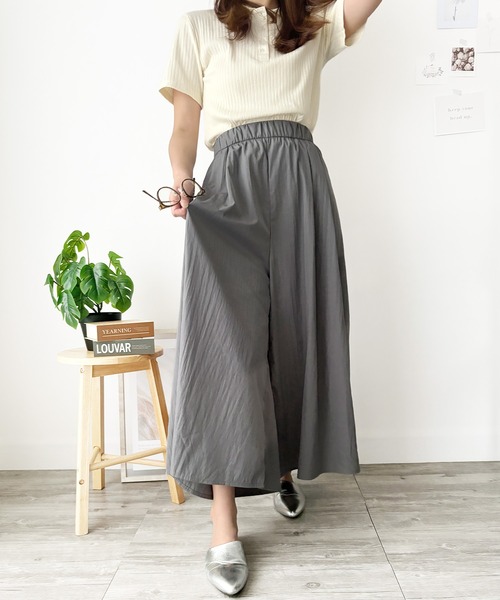 Amulet(アミュレット)の「体型カバーも叶う ゆるっと華奢見えも期待◎ ワイドフレアロングパンツ(その他パンツ・レディース・ベージュ/グレー/ブラック/アイボリー・M/L/S)」の22枚目の写真