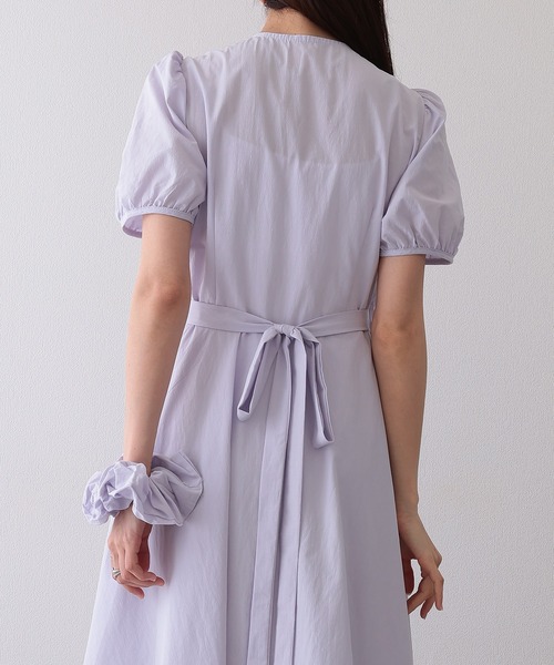 Lace Ladies(レースレディース)の「Vネック カシュクール タック パフスリーブ ワンピース(ワンピース・レディース・ラベンダー/イエロー・FREE)」の11枚目の写真
