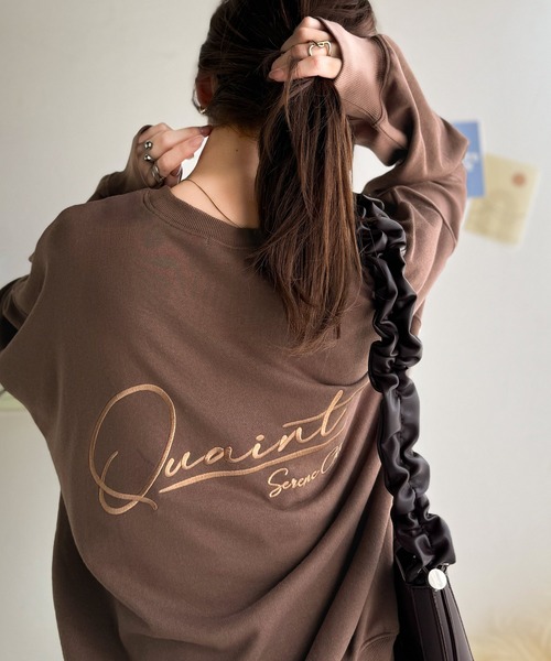 classicalelf(クラシカルエルフ)の「大人カジュアルに最適解。サイン刺繍裏毛スウェット(スウェット・レディース・チャコール/ネイビー/オートミール/ブラウン/ブルー/グレイッシュベージュ・LARGE/MEDIUM/SMALL/X-LARGE)」の21枚目の写真