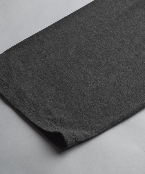 NO ID.（ノーアイディ）の「【NO ID.】Frill Stole Deep V-Neck T-Shirt / フリル ストール ディープ Vネック Tシャツ（Tシャツ/カットソー・メンズ・ブラック/ホワイト/ダークグレー・ONE SIZE）」の21枚目の写真