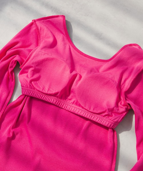 bohmal（ボマール）の「背あきカップ付きカラーロンT（Tシャツ/カットソー・レディース・ブルー/ライム/ピンク・MEDIUM/LARGE）」の15枚目の写真