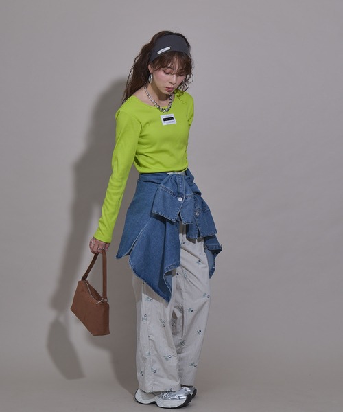 bohmal（ボマール）の「背あきカップ付きカラーロンT（Tシャツ/カットソー・レディース・ブルー/ライム/ピンク・MEDIUM/LARGE）」の22枚目の写真