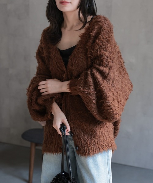 ap retro(アプレトロ)の「プードルシャギーニットカーディガン(カーディガン/ボレロ・レディース・グレイッシュベージュ/ピンク/ブラウン/チャコール・FREE)」の3枚目の写真