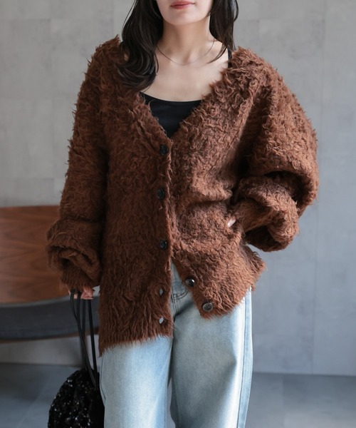 ap retro(アプレトロ)の「プードルシャギーニットカーディガン(カーディガン/ボレロ・レディース・グレイッシュベージュ/ピンク/ブラウン/チャコール・FREE)」の20枚目の写真