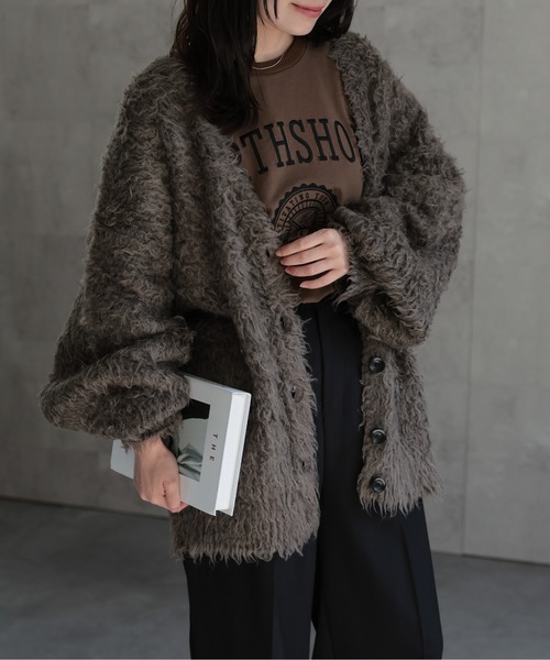 ap retro(アプレトロ)の「プードルシャギーニットカーディガン(カーディガン/ボレロ・レディース・グレイッシュベージュ/ピンク/ブラウン/チャコール・FREE)」の6枚目の写真