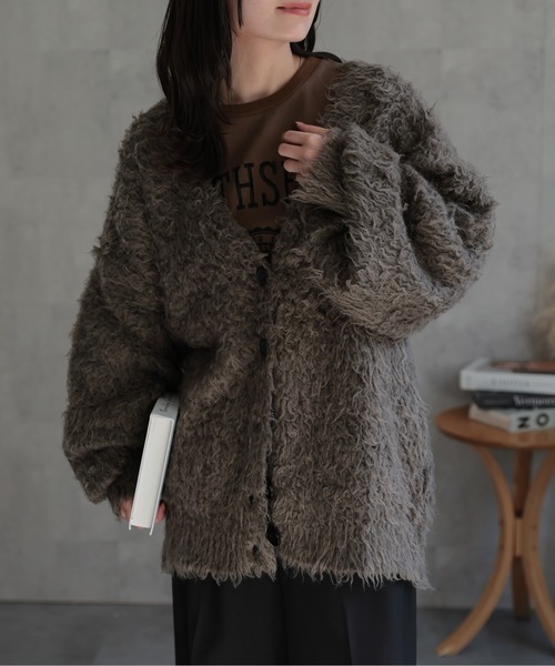 ap retro(アプレトロ)の「プードルシャギーニットカーディガン(カーディガン/ボレロ・レディース・グレイッシュベージュ/ピンク/ブラウン/チャコール・FREE)」の8枚目の写真