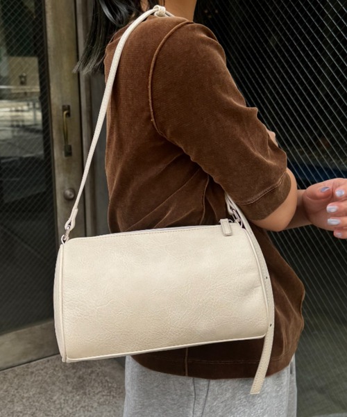 CIAOPANIC TYPY（チャオパニックティピー）の「筒形ショルダーBAG（ショルダーバッグ・レディース・ライトパープル/ブラック/アイボリー・ONE SIZE）」の2枚目の写真