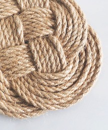 aimoha（アイモハ）の「天然ロープの手編みコースター（オーバルタイプ）（グラス/マグカップ/タンブラー）」