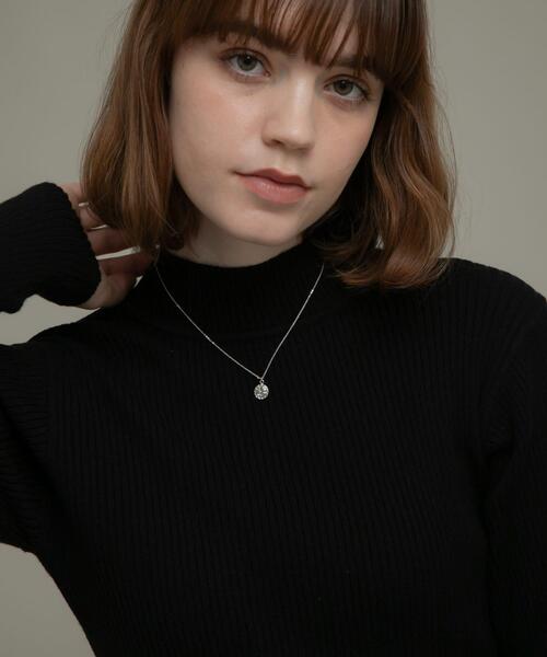 URBAN RESEARCH Sonny Label(アーバンリサーチサニーレーベル)の「Tiny coin necklace(ネックレス・レディース・シルバー/ゴールド・ONE)」の1枚目の写真