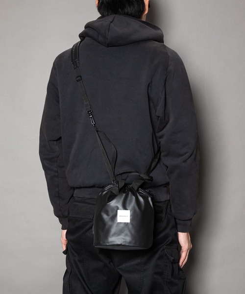 MAKAVELIC(マキャベリック)の「(MAKAVELIC)BLEST MID SHOULDER BAG(ショルダーバッグ・レディース・ブラック・ONE SIZE)」の13枚目の写真