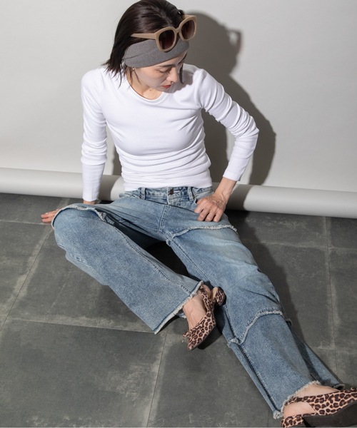 lodie(ロディ)の「ランダムキリカエ ワイドデニムパンツ(デニムパンツ・レディース・インディゴブルー/ブルー/ケミカルウォッシュ・FREE)」の4枚目の写真
