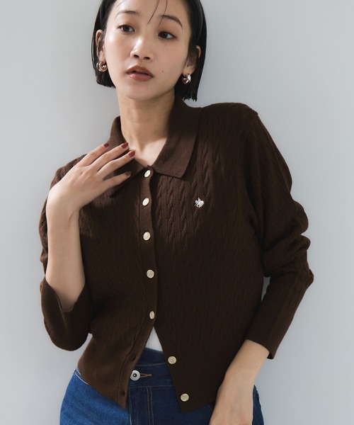 VIS(ビス)の「【POLO BCS】VIS別注ミニケーブルポロ襟ニットカーディガン(カーディガン/ボレロ・レディース・ネイビー/ダークブラウン・FREE)」の11枚目の写真