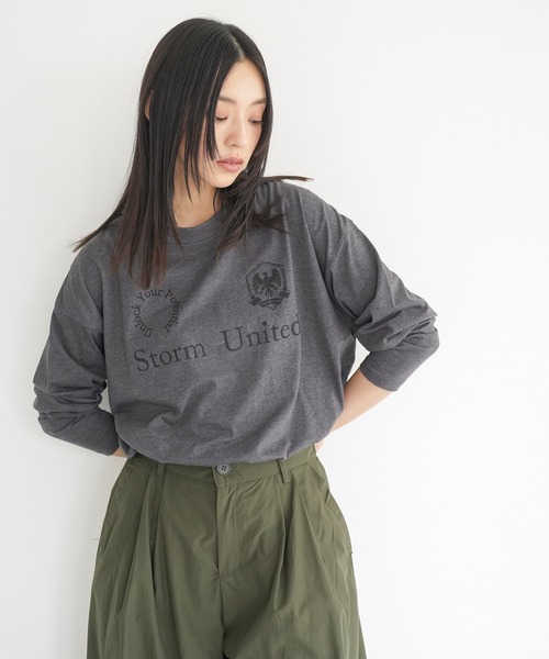 mili an deni(ミリアンデニ)の「スポーティロゴロンT(Tシャツ/カットソー・レディース・ブラック/チャコールグレー/オフホワイト・M/L)」の13枚目の写真