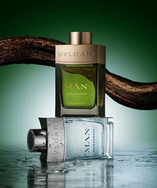 ブルガリ マン ウッド エッセンス オードパルファム 60mL（香水