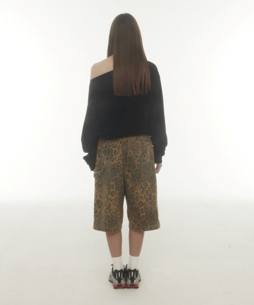 Midnight Move(ミッドナイトムーブ)の「Midnight Move/CROP 89プルオーバー(Tシャツ/カットソー・レディース・ブラック/グレー・FREE)」の6枚目の写真