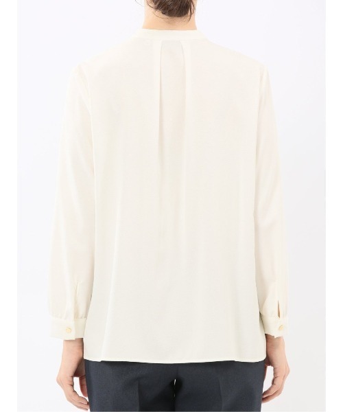 m.f.editorial（エムエフエディトリアル）の「【ストレッチ イージーケア UVカット】m.f.エディトリアル レディース レイヤード風 比翼 長袖ブラウス（シャツ/ブラウス・レディース・グレー系その他2/ライトグレー/ワインレッド/アイボリー・LARGE/MEDIUM）」の13枚目の写真