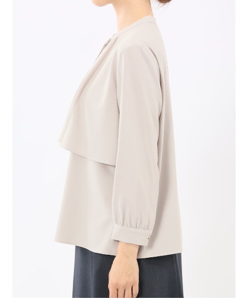 m.f.editorial（エムエフエディトリアル）の「【ストレッチ イージーケア UVカット】m.f.エディトリアル レディース レイヤード風 比翼 長袖ブラウス（シャツ/ブラウス・レディース・グレー系その他2/ライトグレー/ワインレッド/アイボリー・LARGE/MEDIUM）」の22枚目の写真