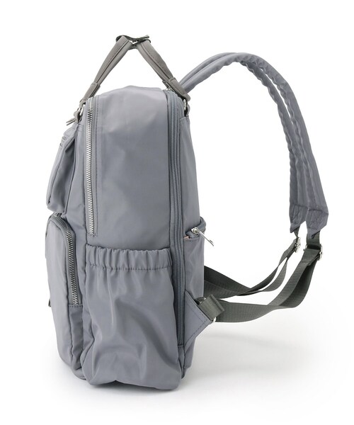 SHOO・LA・RUE(シューラルー)の「【撥水】立体ポケットリュック(バックパック/リュック・レディース・ダークグレー/ダークブラウン/ブラック・00)」の14枚目の写真