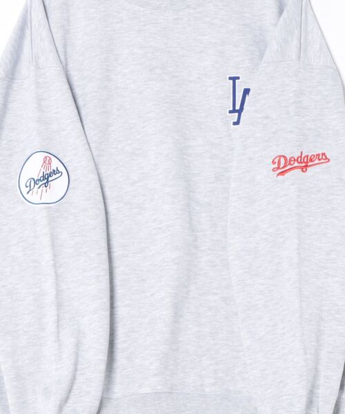 MLB（メジャーリーグベースボール）の「MLB ワッペンロゴプルオーバー（スウェット・メンズ・ブラウン/ホワイト/アッシュグレー/ブラック・L/M/XL）」の11枚目の写真