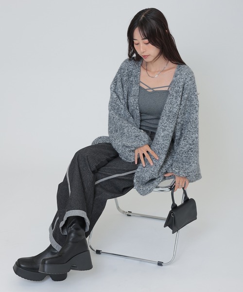 SUWDEE(スーディー)の「balloon sleeve mix knit cardigan(カーディガン/ボレロ・レディース・グレー/パープル/ブラウン/キャメル・FREE)」の6枚目の写真