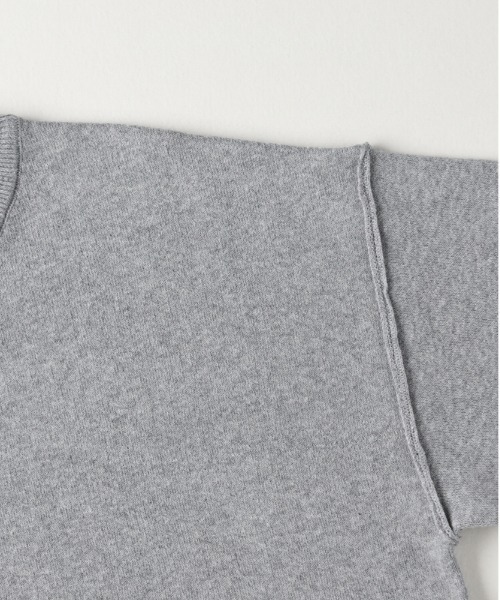 Right-on(ライトオン)の「【HONEYSUCKLE ROSE】スウェットライク セーター (オーバーサイズ / 軽量 / 通気性 / 体型カバー / 洗える / レイヤード / オールシーズン)(ニット/セーター・レディース・グレー/ブルー/ブラック/レッド/キナリ・S/M/L/XL)」の9枚目の写真