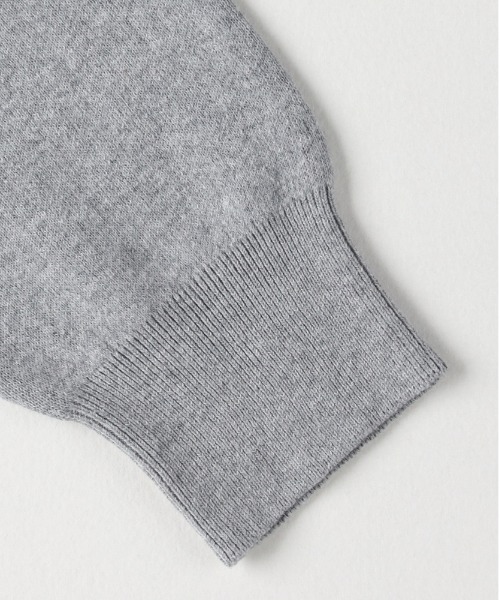 Right-on(ライトオン)の「【HONEYSUCKLE ROSE】スウェットライク セーター (オーバーサイズ / 軽量 / 通気性 / 体型カバー / 洗える / レイヤード / オールシーズン)(ニット/セーター・レディース・グレー/ブルー/ブラック/レッド/キナリ・S/M/L/XL)」の8枚目の写真