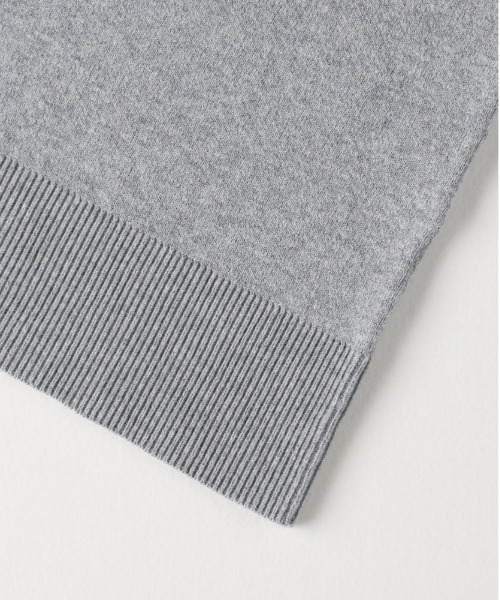 Right-on(ライトオン)の「【HONEYSUCKLE ROSE】スウェットライク セーター (オーバーサイズ / 軽量 / 通気性 / 体型カバー / 洗える / レイヤード / オールシーズン)(ニット/セーター・レディース・グレー/ブルー/ブラック/レッド/キナリ・S/M/L/XL)」の7枚目の写真