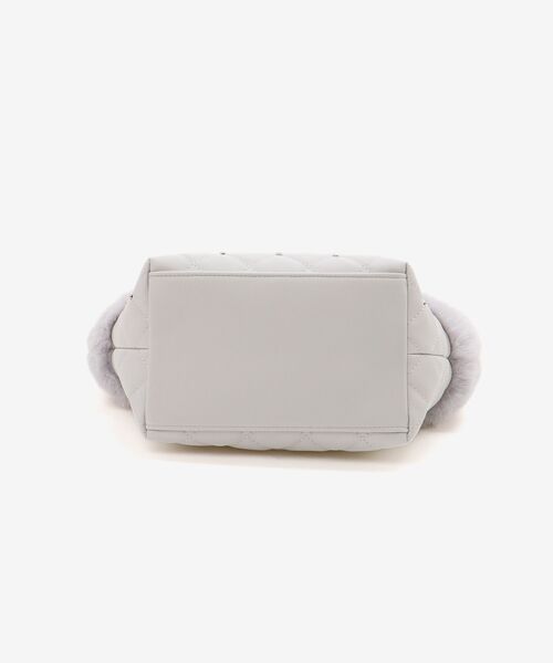 MAJESTIC LEGON（マジェスティックレゴン）の「キルティングビジューファーバッグ（ショルダーバッグ・レディース・アイボリー/ピンク/ライトグレー・FREE）」の20枚目の写真